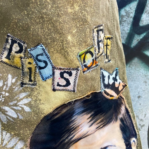 Twiggy “Piss Off” 827 Crossbody Messenger Bag - Picture 3 of 10